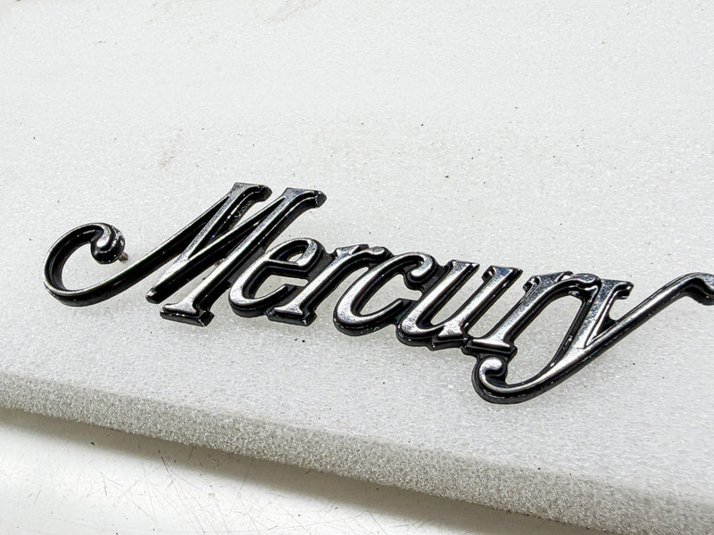 OEM 1973 - 1979 MERCURY COUGAR HOOD SCRIPT EMBLEM D3MB-8B357-AA E10-51