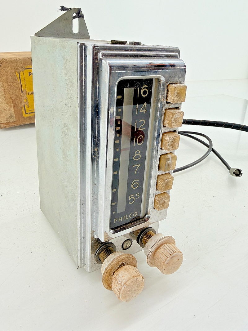 NOS Philco C623A Push Button Control Unit 1941 - 1947 Mopar CR8 CR12 B69-56