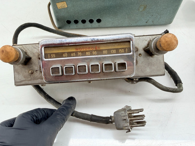 Philco CR-8 Car Radio Motorola Control Head Push Button 1940 - 1947 Chevrolet