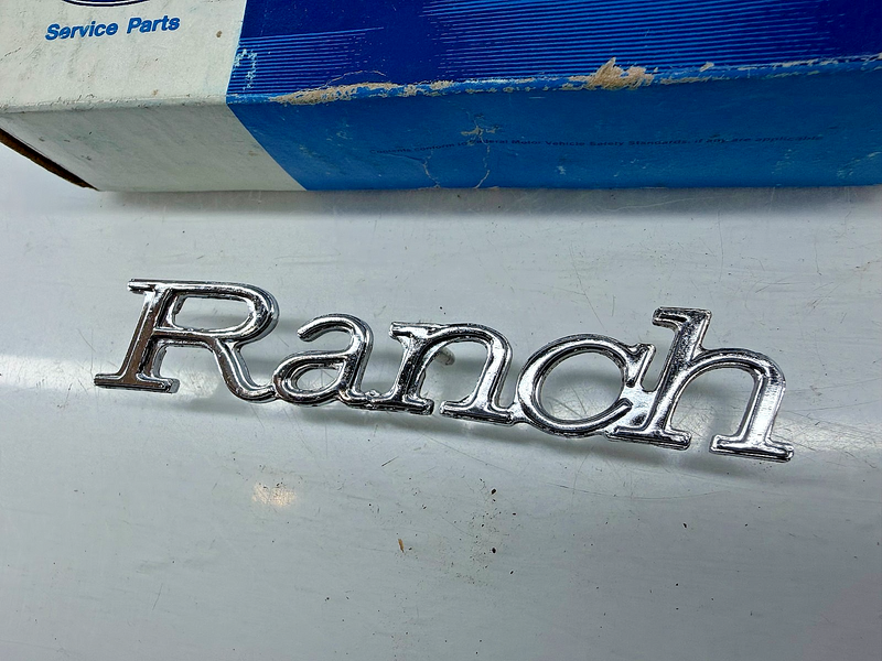 NOS 1973 - 1976 Ford Galaxie Station Ranch Wagon Emblem D3AZ-7125622-D C56-21