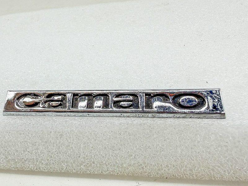 OEM 1967 1968 1969 CHEVY CAMARO HEADER PANEL EMBLEM GM 3909137 E10-48