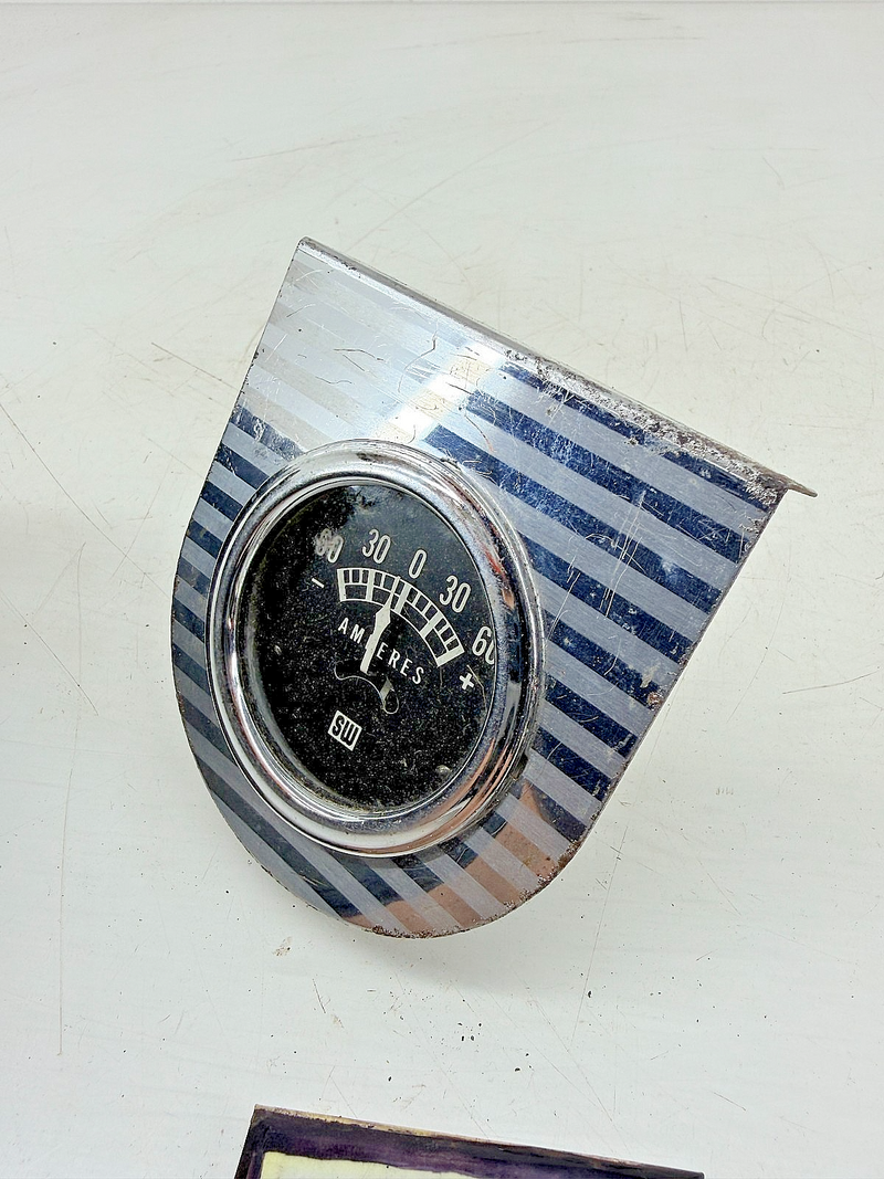 Vintage 1950s Hot Rod Stewart Warner Ammeter 60 Amp Teardrop Pod 416883 C39-51