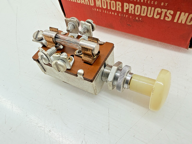 NOS Standard DS-121 Headlight Push Pull Switch 5  SCREW TERM  6V C71-43