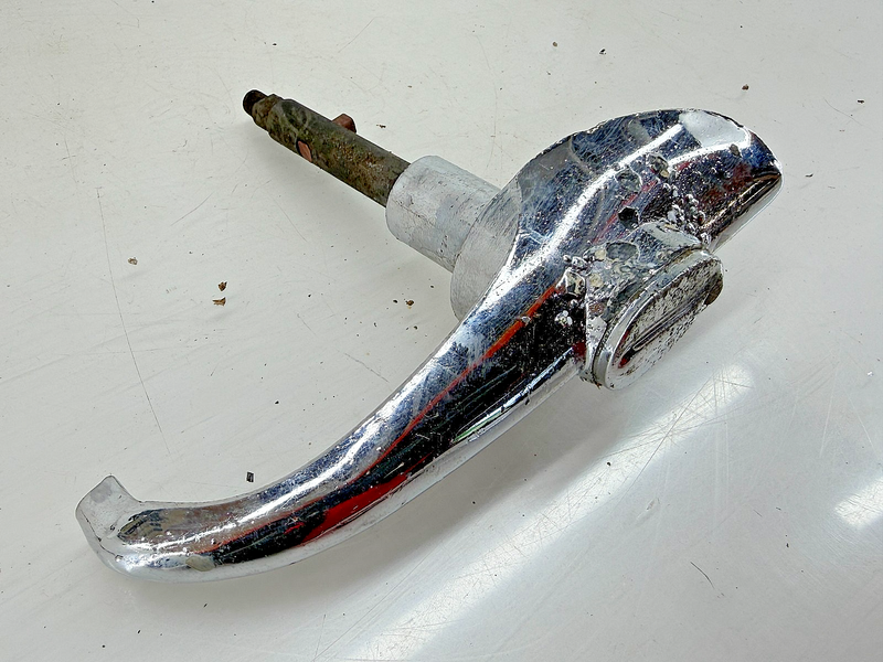 Vintage 1942 - 1946 1947 Chevrolet Aero Rear Trunk Handle Pontiac Chevy C34-51