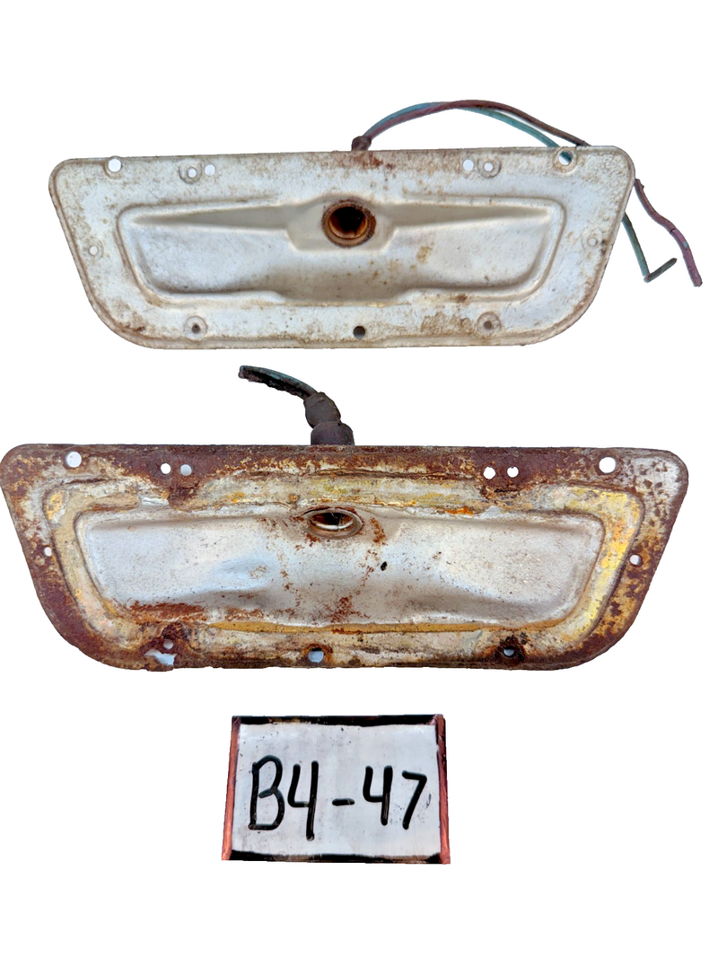 OEM 1960 CHEVY IMPALA BEL AIR EL CAMINO PARK LIGHT TURN SIGNAL HOUSINGS B4-47