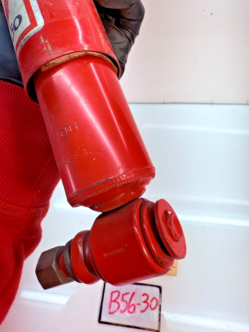 NOS VINTAGE DELCO GM BIG D REAR Shocks 1968 - 1969 CHEVELLE F-85 PRIX B56-30