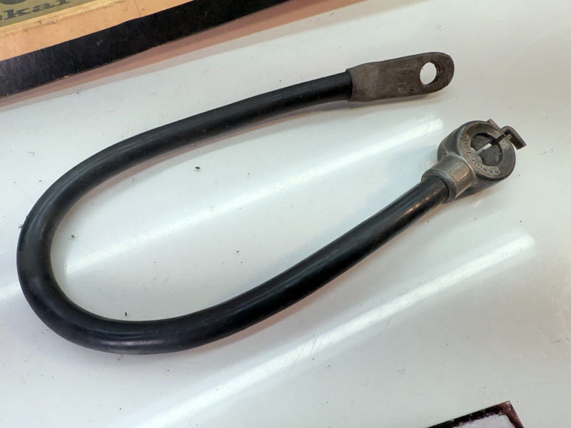 NOS 1940-59 GM Delco - Packard Ford Dodge Desoto Cadillac Battery Cable C23-18