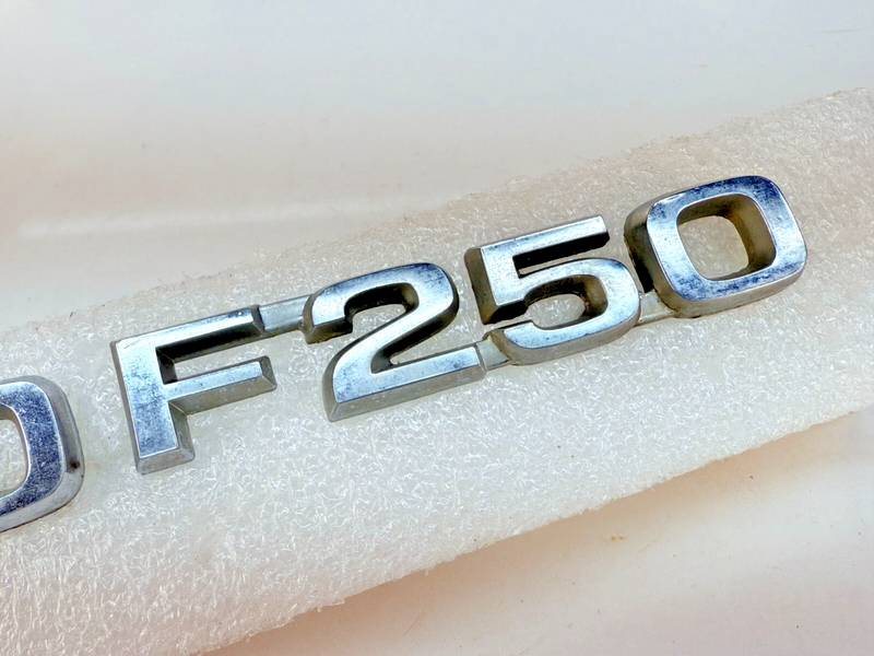 OEM 1980 1981 Ford Truck F250 Chrome Fender Emblems Badges Pair 80 81 B32-200