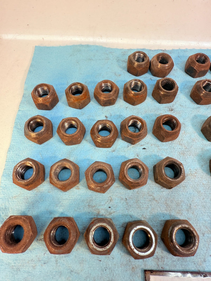 OEM 1959 1960 Chevy Impala Belair Bonneville Lug Nut Lot B60-66