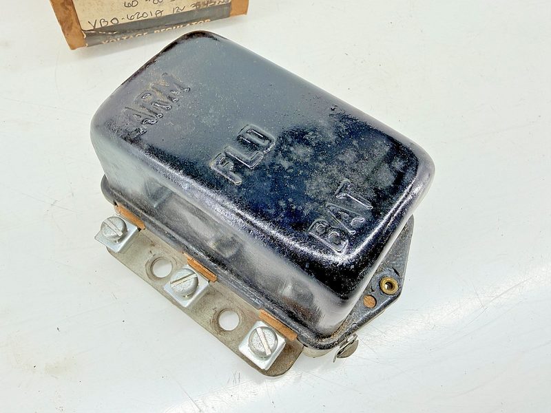 (1) NOS 1960 1961 AMC RAMBLER STUDEBAKER VOLTAGE REGULATOR 12V VR620 C74-9