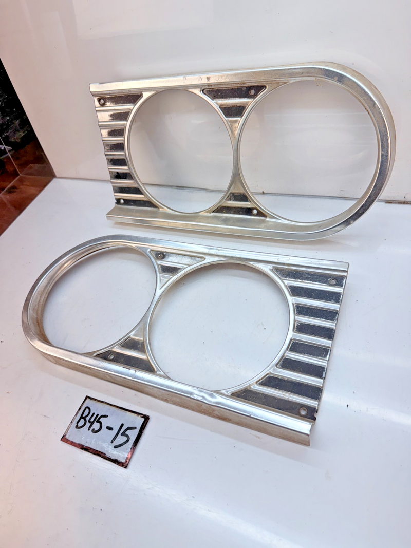 OEM 1964 CHEVROLET Chevelle El Camino Pair Headlight Trim Bezels B45-15