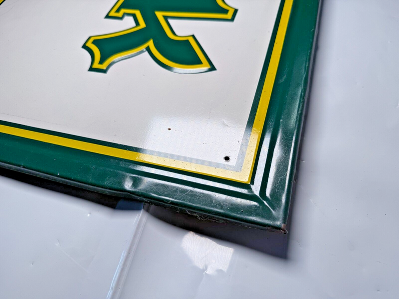 d76846e3-fbcf-4302-b97e-e3ac7b55c0b7