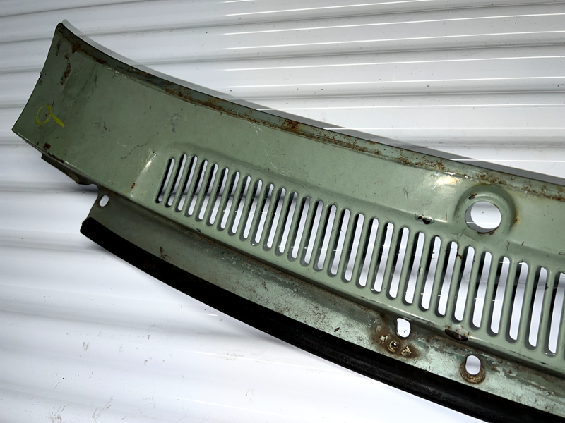 OEM 1965 Chevy Impala SS Hardtop Windshield Wiper Cowl Vent Panel 65 66 U5B-9