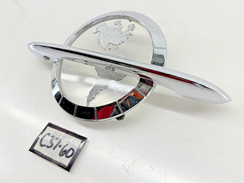 NOS 1954 Oldsmobile Hood Ornament Emblem Bar Ring Molding Trim Badge 565126 C37