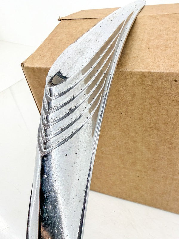 OEM 1939 FORD V8 CHROME HOOD ORNAMENT MOLDING 91A-8213-B U3B-78