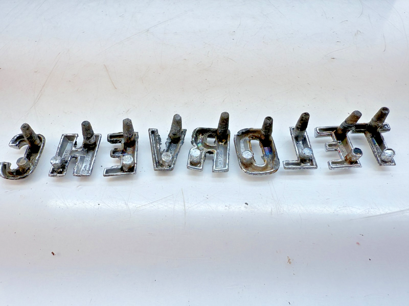 OEM 1960 1961 Chevy Impala Bel Air Chrome HOOD LETTERS "CHEVROLET" 60 61 E5-73