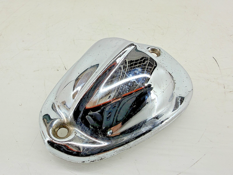 1951 1952 CHEVROLET Rear Tail Light Lamp Housing License Plate Guide L1-51 C67