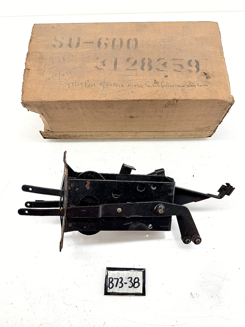 NOS GM 3128359 1953 1954 Chevrolet Air Flow Heater Control Switch Assembly SU600