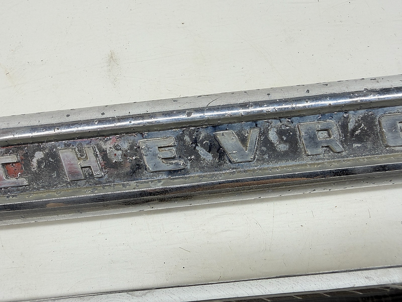 OEM 1955 1956 Chevrolet 4400 PAIR Front Fender Spears 3726805 / 3726753 C66-20