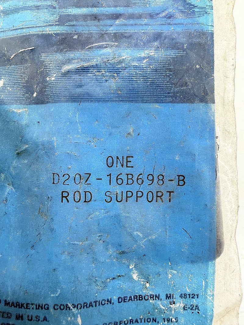 NOS 1972 - 1976 FORD TORINO RANCHERO HOOD ROD SUPPORT D2OZ-16B698-B C76-131