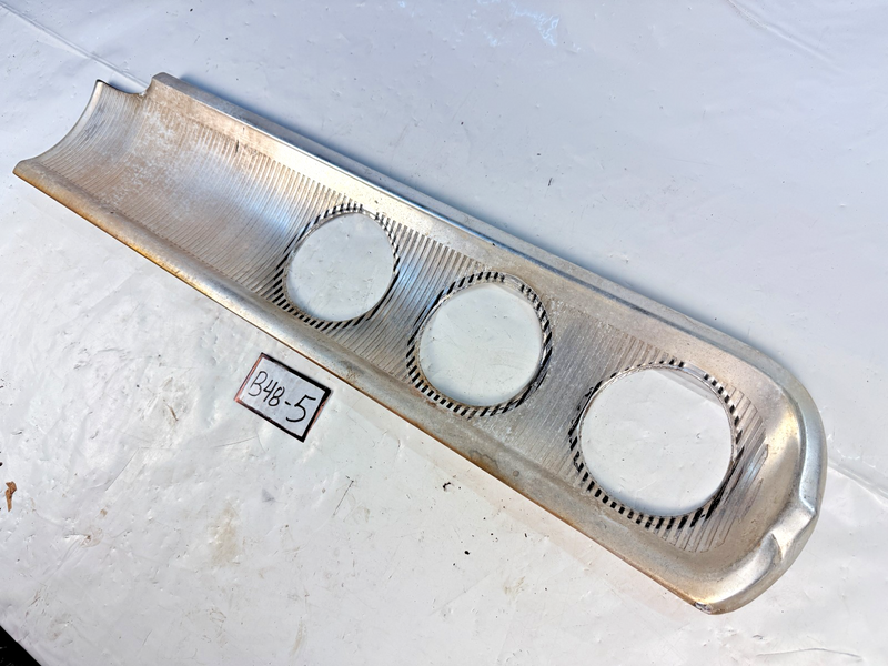 OEM 1960 Chevy Impala Rear RH Taillight Panel Moulding Trim tail light B48-5