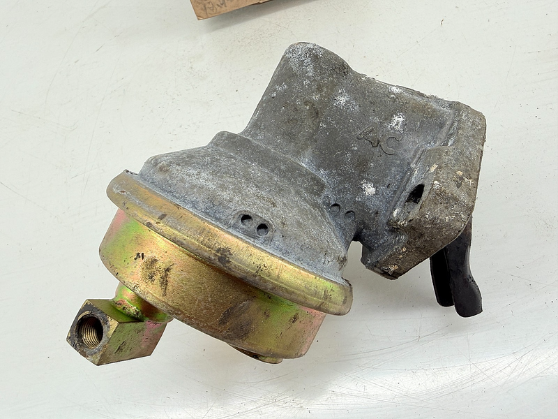 OEM AC 40524 Fuel Pump 40510 1959 - 1966 Chevy 283 Chevelle Impala Nova F-124