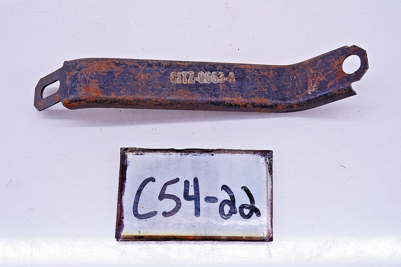 NOS 1961 Ford E100 Econoline P100 6cyl 144 170 OIL BATH AIR CLEANER BRACKET C54