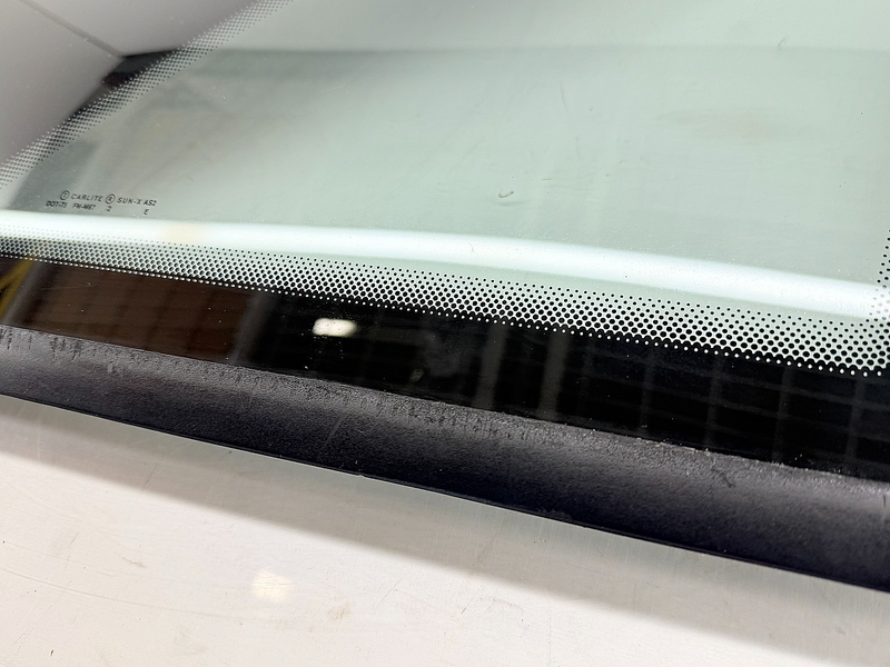 OEM 1987 - 1993 Ford Mustang Quarter Window Glass RH HATCHBACK Carlite GT LX