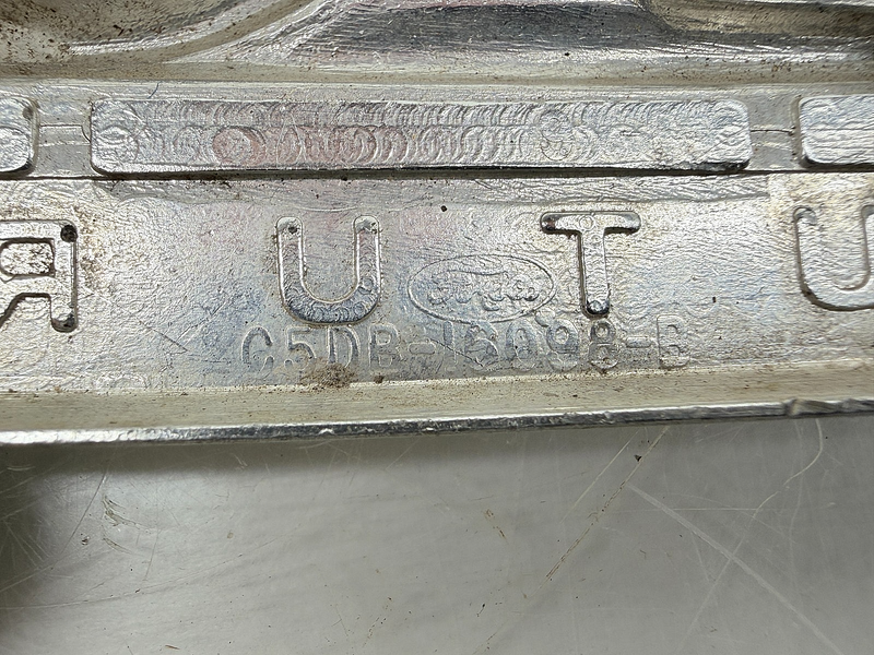 OEM 1964 1965 FORD FUTURA EMBLEM PAIR C5DB-16098-B E9-1