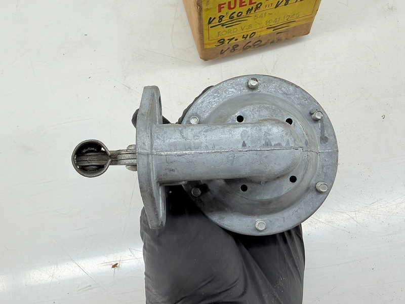 NOS Crown 1937 - 1945 Ford Mercury V8 Fuel Pump Type 541 C75-64