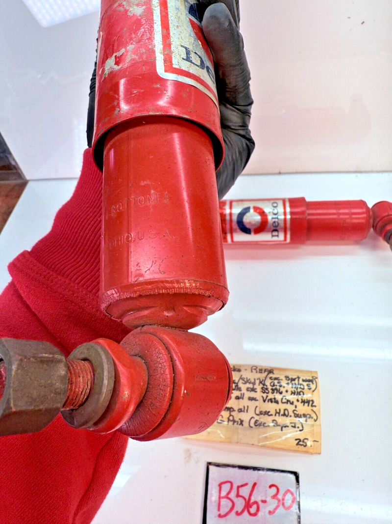 NOS VINTAGE DELCO GM BIG D REAR Shocks 1968 - 1969 CHEVELLE F-85 PRIX B56-30