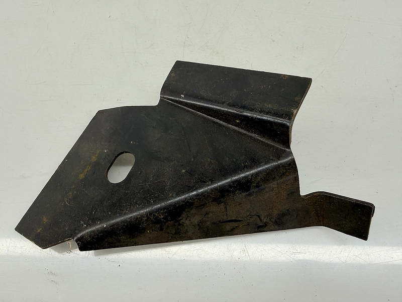 NOS 1975 Ford F100 F250 BRACKET SHEILD D5DZ-66100A14-A C60-56