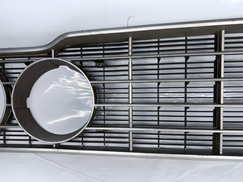 OEM 1973 - 1974 Ford Torino (BASE) Ranchero Grille D3OB-8150-AA 73 74 U5B-2