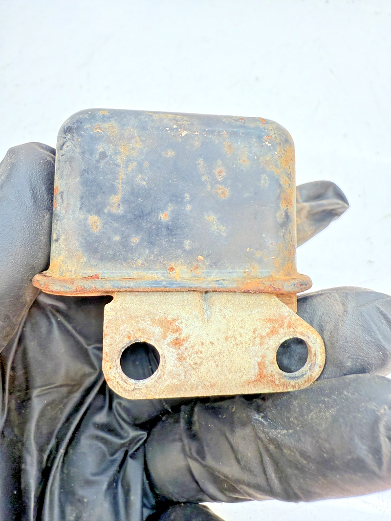 OEM 1957 - 1966 CADILLAC CHEVY CORVETTE IMPALA BELAIR HORN RELAY 1116920 E6-60