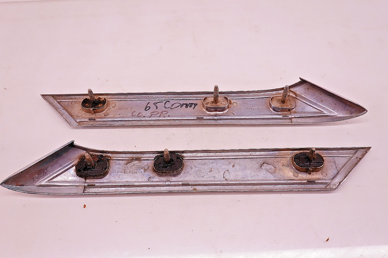 OEM 1965 Mercury COMET PAIR C Pillar Roof Moldings C5GB-62517A20-A S-96