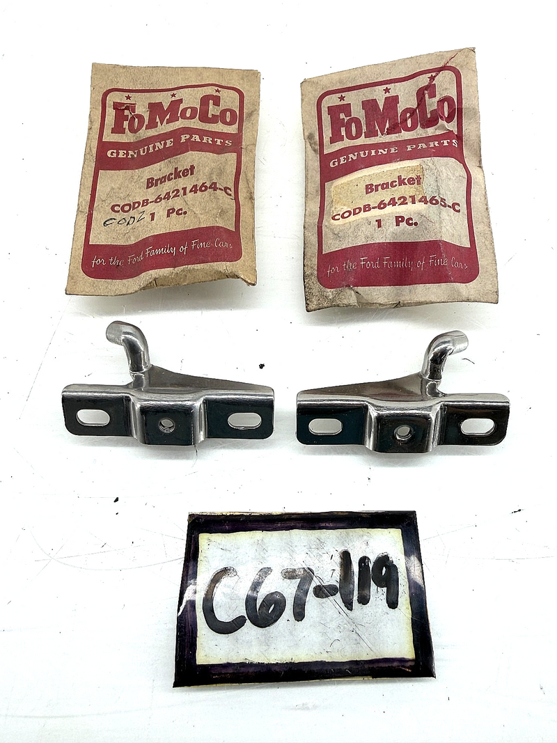NOS 1960 - 1963 FORD FALCON VENT WINDOW PIVOT BRACKETS C0DB-6421464-C C67-119