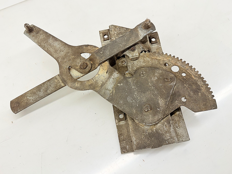 OEM 1960 1961 1962 1963 1964 Ford Falcon Comet RH Window Regulator C72-39