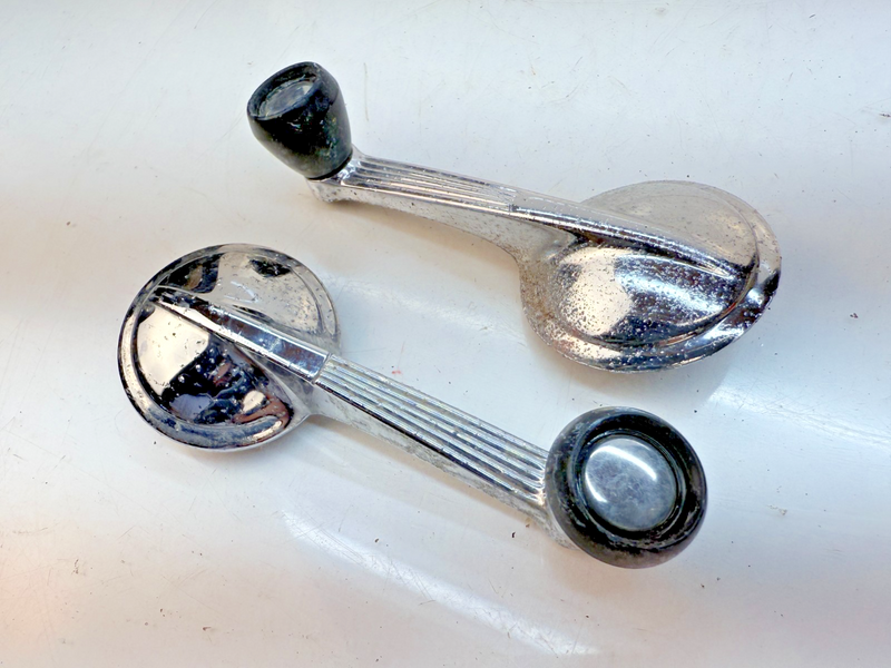 1949 - 1962 Chevy Corvette Bel Air Impala PAIR Door Window Crank Handle B79-48