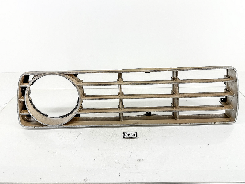 OEM 1973 - 1976 FORD F100 F250 TRUCK LH GRILLE INSERT D3TB-8A406-AA U3B-72