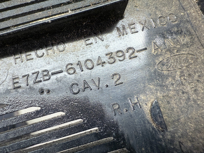 OEM 1987 - 1993 Ford Mustang Dashboard Speaker Grilles Dash Board Covers B50-12