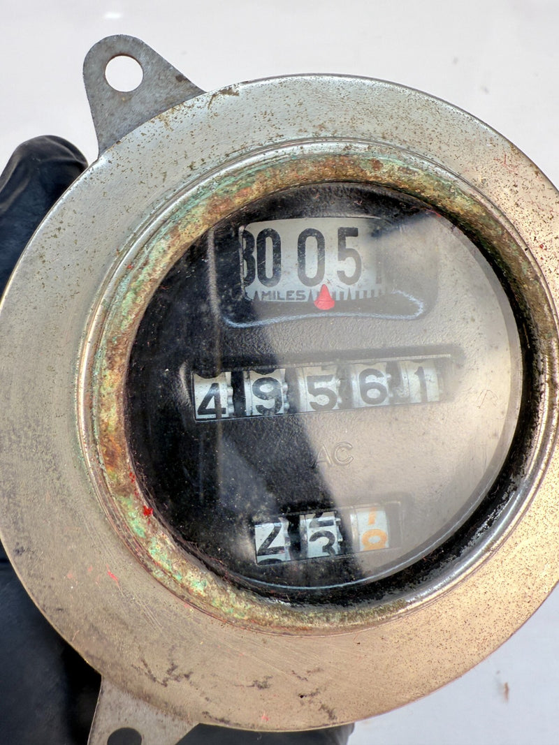 OEM 1930s Chevrolet Dodge Buick AC Spark Plug Co. Speedometer 30 31 32 33 B61-17