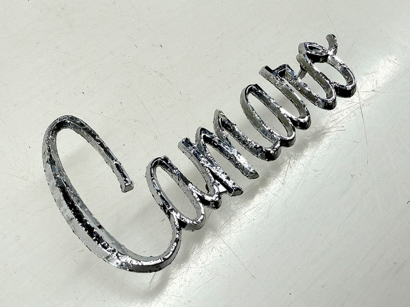 OEM 1970 - 1974 Chevrolet Camaro Fender Script Emblem Chrome 3974594 E9-68