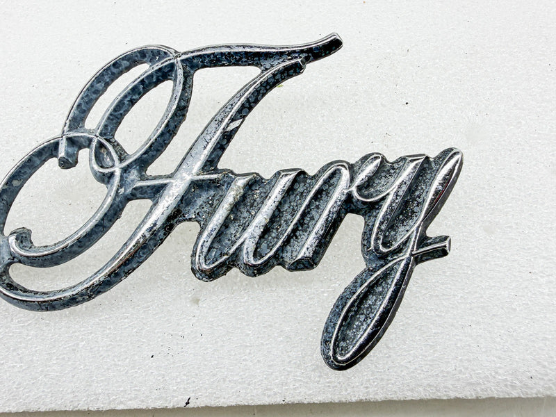 OEM 1975 1976 1977 PLYMOUTH GRAN FURY SCRIPT EMBLEM 3811505 E10-70