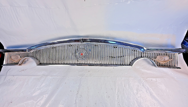 OEM 1955 Packard Chrome Upper Lower Grille Emblem / Lights Clipper U5B-101