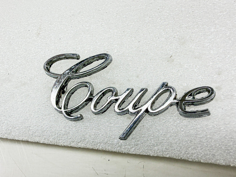 Vintage 1965 - 1970 CADILLAC COUPE DE VILLE SAIL PANEL EMBLEM E10-102