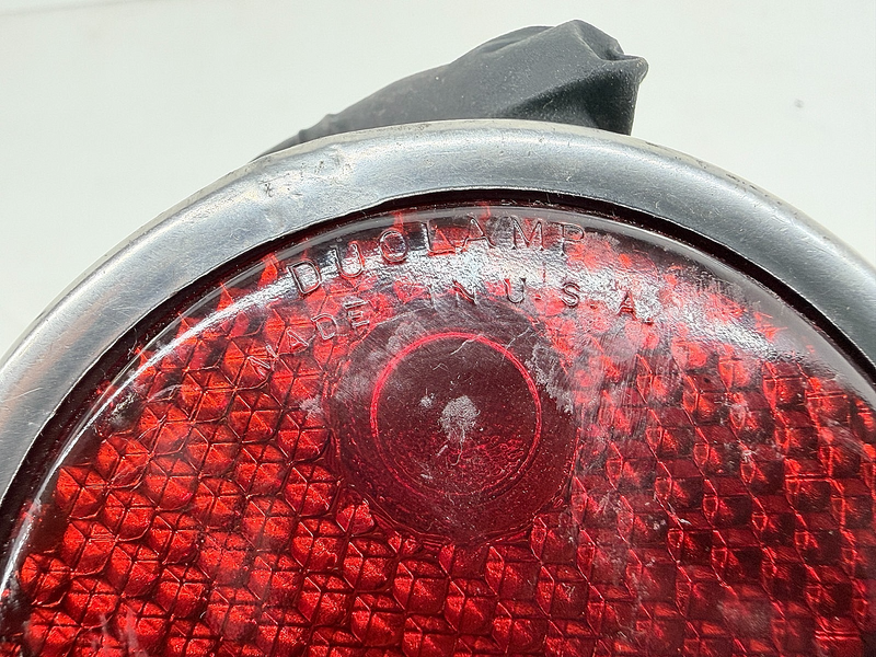 Early OEM DUOLAMP 1928 Model A Ford Tail Light Lamp Housing / Clear License Lens