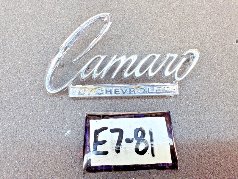 OEM 1968 - 1969 Chevrolet Camaro Trunk Header Panel Emblem 3916654 E7-81