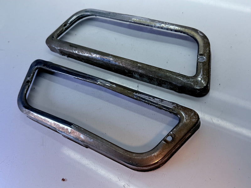 OEM 1960 Chevrolet Impala Parking Light Lamp Chrome Bezel Set 1853-39 60 B60-36