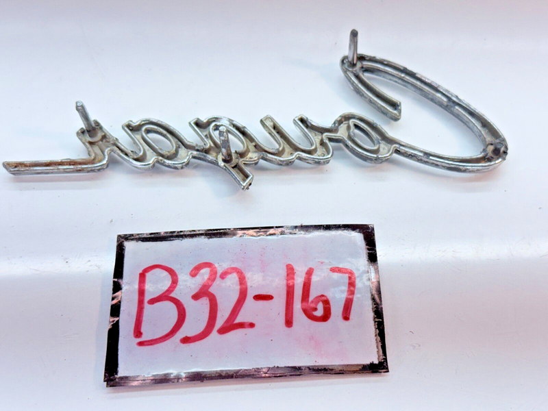OEM 1974 Mercury Cougar Emblem Fender Molding Nameplate Body Trim Panel B32-167