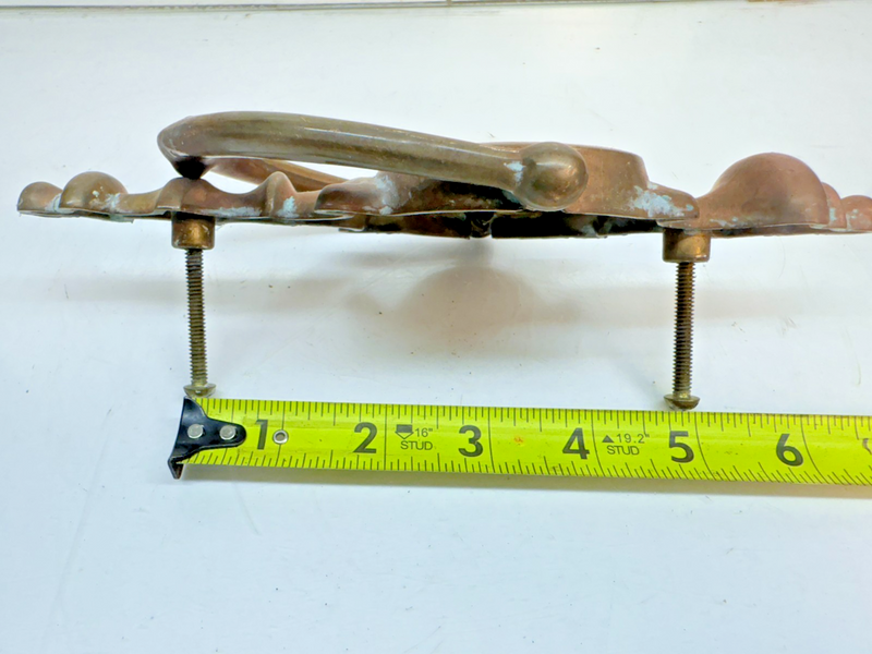 VINTAGE ANTIQUE BRASS TRADITIONAL DOOR KNOCKER 9" B68-15